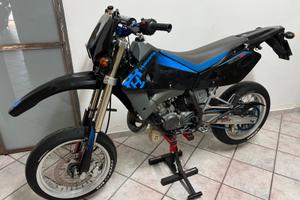 HUSQVARNA SM 125 S – 2004 – CONDIZIONI ECCELLENTI