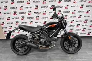 Ducati Scrambler 400 si guida con patente A2 tua d