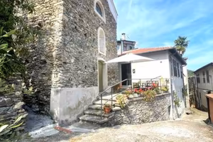 Rustico / Casale di 80 m² con 3 locali a Casanova 