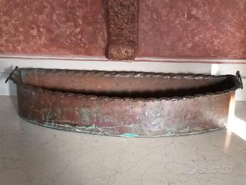 Rara vasca fioriera antica in rame