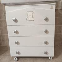 Bagnetto e lettino da bambina