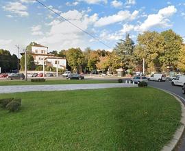 Monolocale AD PIAZZALE SANTA CROCE - CON BALCONE