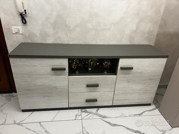 Madia / Credenza