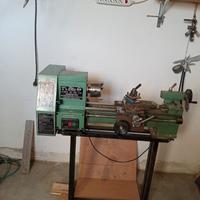 Tornio automatico