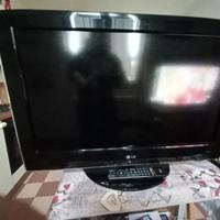 tv LCd  lg 38 pollici