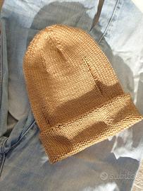 beretto "rotto elegante "