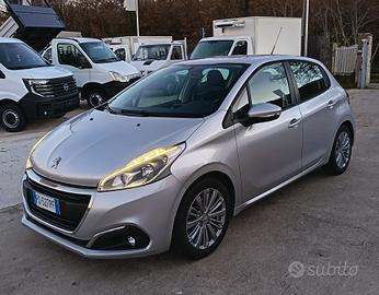 Peugeot 208 PureTech 82 5p. GPL Active