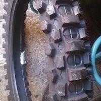 Pneumatico nuovo 110 90 19 mezeler motocross