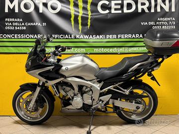 Yamaha FZ6 Fazer (2004)