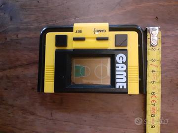 Retrogames LCD basket