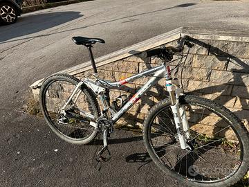 MTB Kona Hey Hey full 29