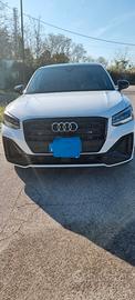 Audi Q2 35 TFSI S TRONIC S line Edition