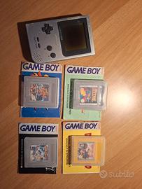 Game Boy Pocket Silver + 4 Giochi e istruzioni 