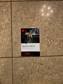 Libro giallo Miss Marple alla riscossa