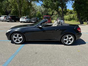 MERCEDES SLK 200