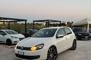 Volkswagen Golf 1.6 TDI DPF 5p. Highline