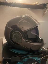 Casco modulare