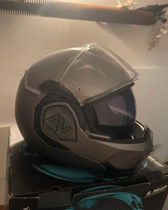 Casco modulare