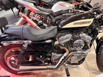 Harley-davidson Sportster 883 2006 accessoriata