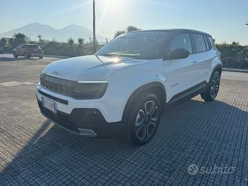 Jeep Avenger 1.2 Turbo 110 CV MHEV Summit