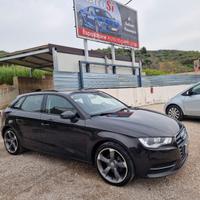 Audi A3 SPB 1.6 TDI 105 CV CR Ambition