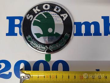 Borchia-Fregio-Stemma Skoda 3U5853621B orig