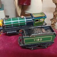 locomotore in latta meccanico 