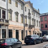 Negozio Adria [A4667ACG]