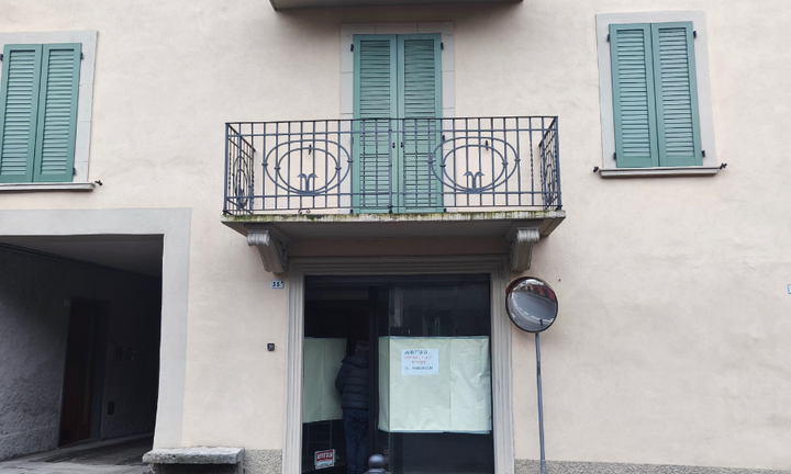 Rovetta centro-locale commerciale/ufficio