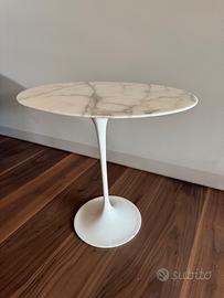 Knoll Saarinen coffee table ovale