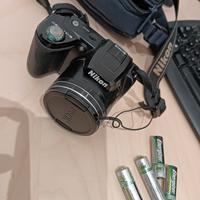 Nikon Coolpix l110 con custodia