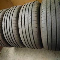 235/50/18 Estive Goodyear 