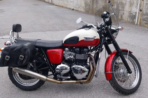 Triumph Bonneville T100