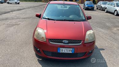 Ford Fiesta 1.4 TDCi NEOPATENTATI