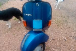 piaggio vespa