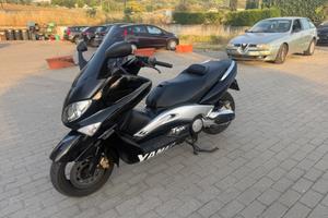 Yamaha TMAX carburatori