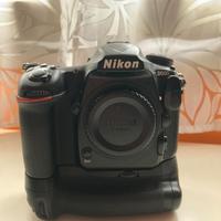 Nikon D500 + BG MB D17