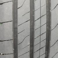 Pneumatici Good Year Efficient Grip 215-60 R17