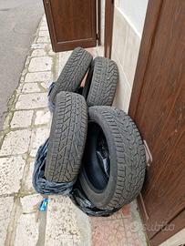 Gomme invernali 215/55/18