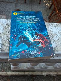 Quinto libro Percy Jackson 