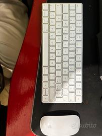 Tastiera+Mouse Apple.