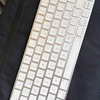 Apple magic keyboard - tasti 1, 2 e spazio difetto