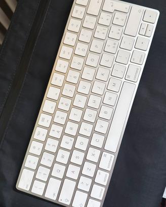 Apple magic keyboard - tasti 1, 2 e spazio difetto