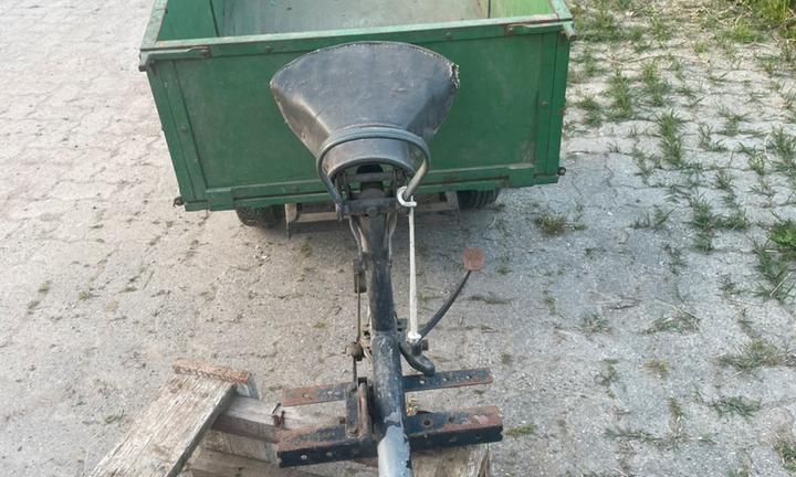 Rimorchio per motocoltivatore