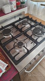 Cucina a gas Ariston inox con forno funzionante 