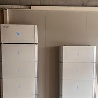 Sistema accumulo Kehua trifase 12kw Batterie 35kWh