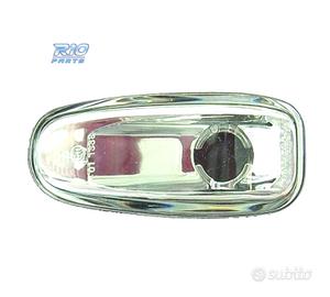 LUCI DI RETROMARCIA LATERALI PER MERCEDES W202 W20
