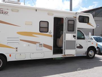 Camper Americano Sunseeker Forest River 31