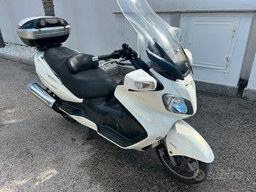 Suzuki Burgman 650 Executive