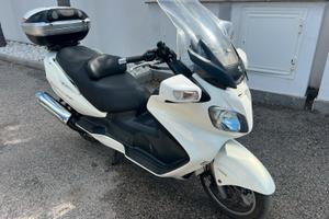 Suzuki Burgman 650 Executive